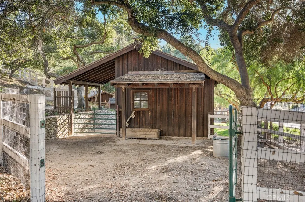 4086 E Oak Trail Road Santa Ynez, CA 93460