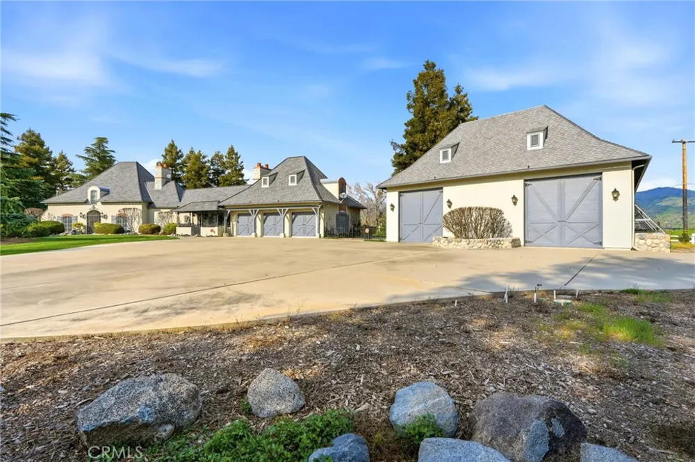 31311 Melanie Court Springville, CA 93265