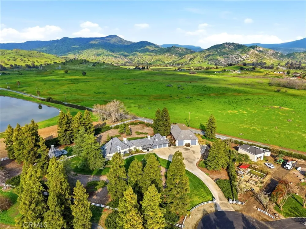 31311 Melanie Court Springville, CA 93265