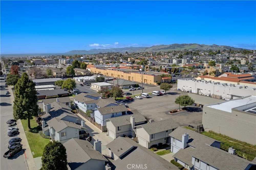 1637 Longbranch Grover Beach, CA 93433