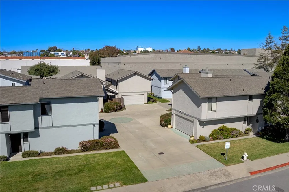 1637 Longbranch Grover Beach, CA 93433