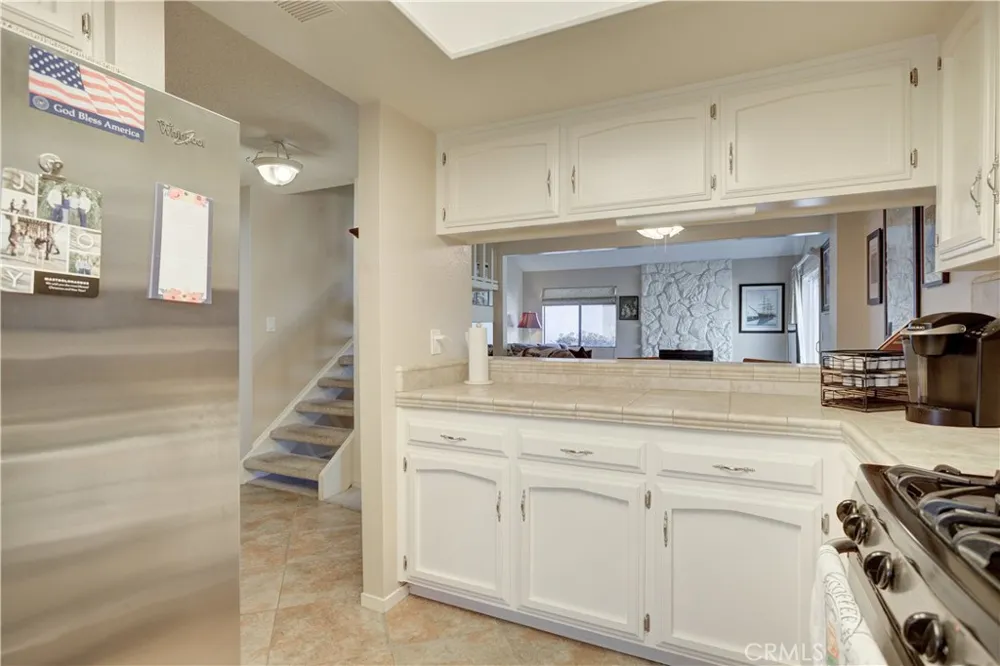 1637 Longbranch Grover Beach, CA 93433