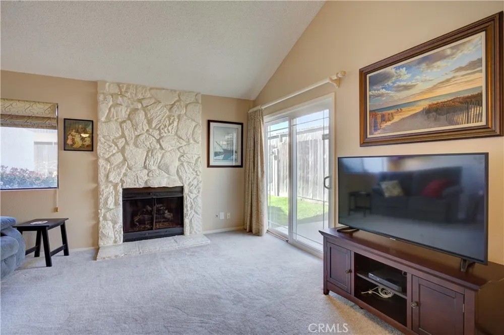 1637 Longbranch Grover Beach, CA 93433