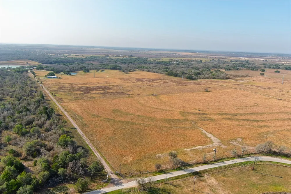 319 R C LANE Lockhart, TX 78644
