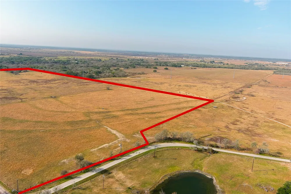 319 R C LANE Lockhart, TX 78644