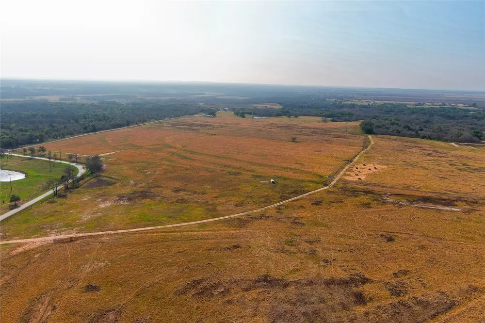 319 R C LANE Lockhart, TX 78644