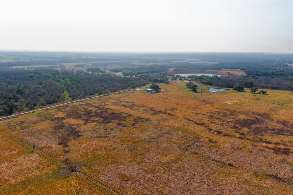319 R C LANE Lockhart, TX 78644