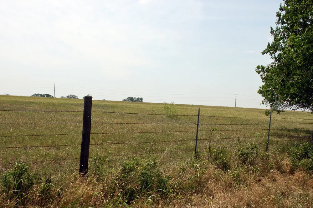 319 R C LANE Lockhart, TX 78644