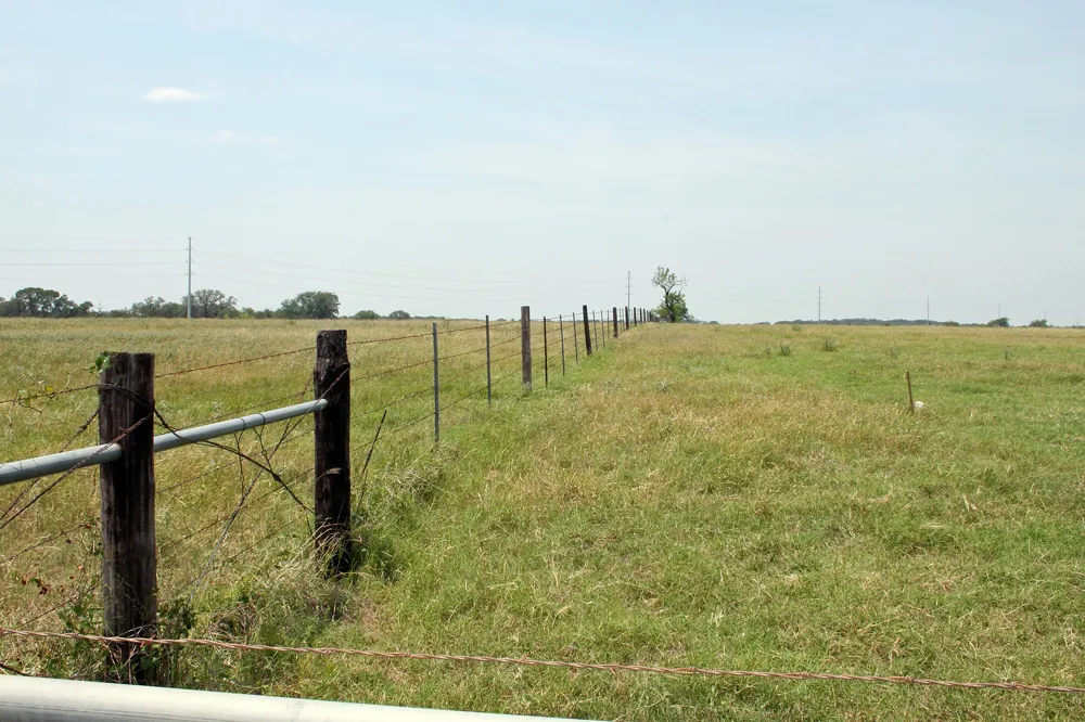 319 R C LANE Lockhart, TX 78644