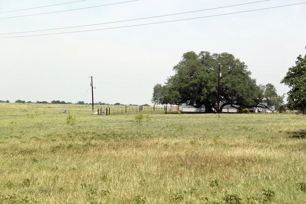 319 R C LANE Lockhart, TX 78644