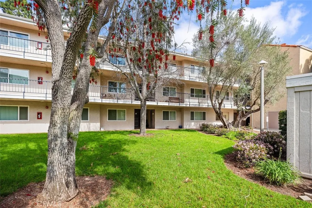 3486 Bahia Blanca W #3D Laguna Woods, CA 92637