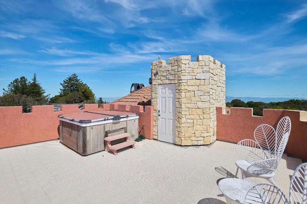 17035 Bohlman Road Saratoga, CA 95070