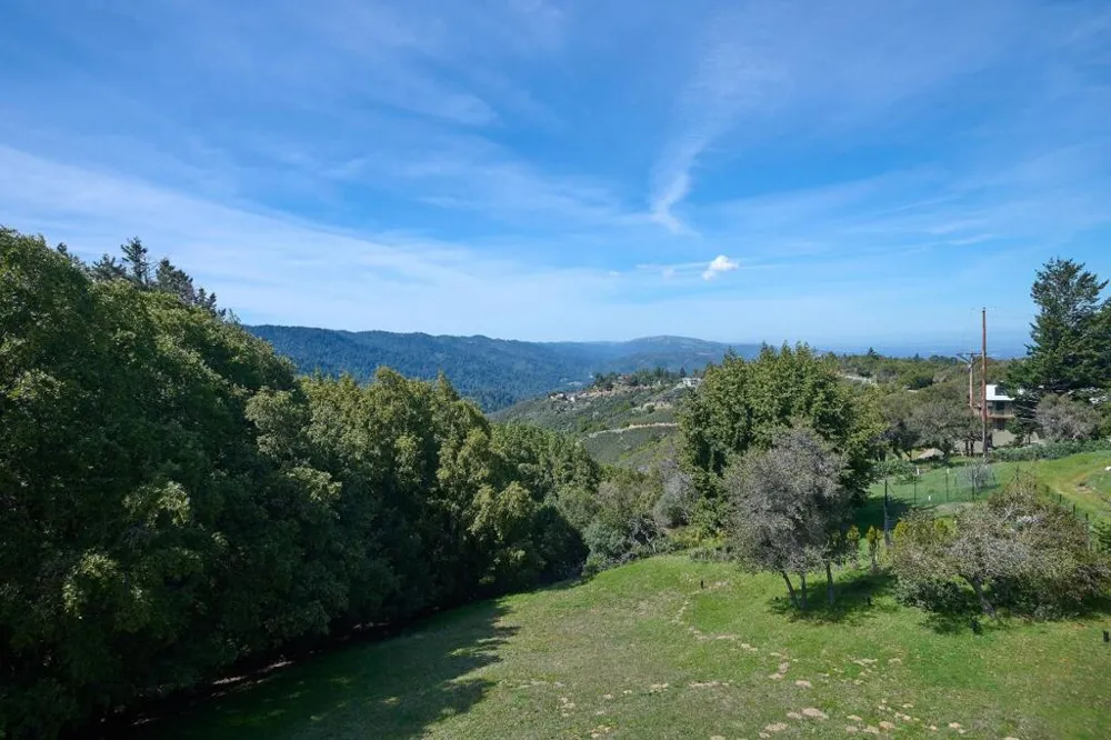 17035 Bohlman Road Saratoga, CA 95070