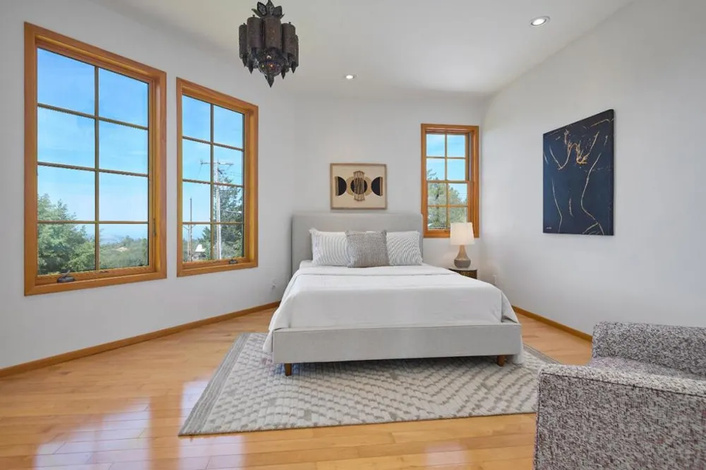 17035 Bohlman Road Saratoga, CA 95070