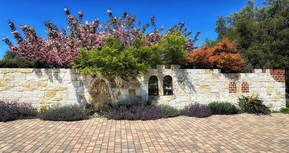 17035 Bohlman Road Saratoga, CA 95070