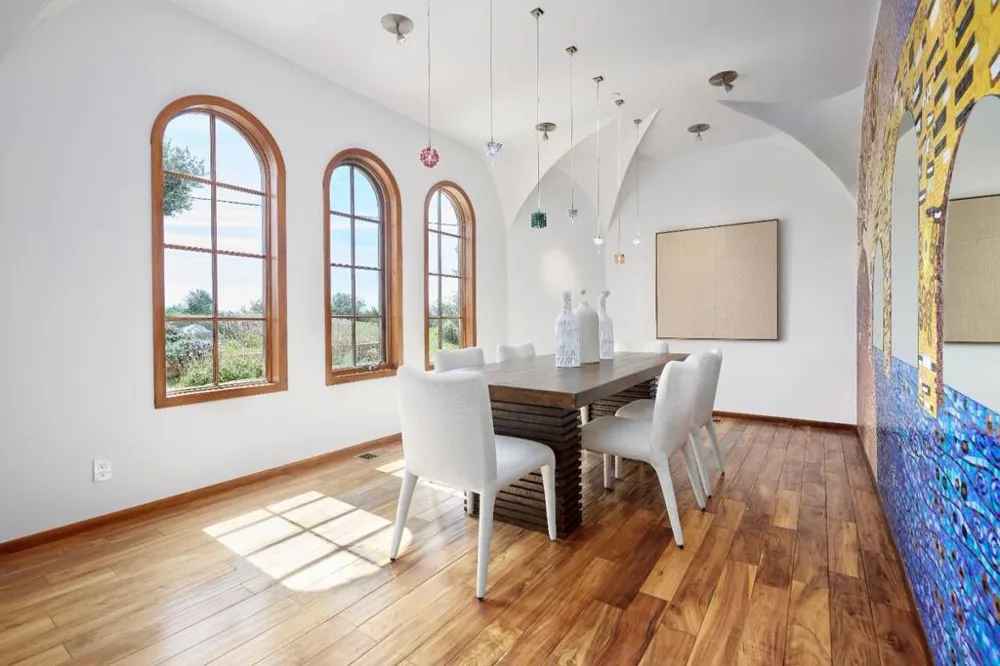 17035 Bohlman Road Saratoga, CA 95070