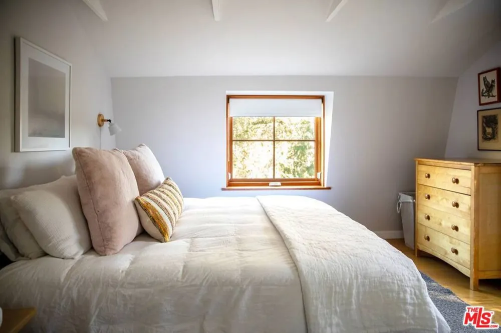 1238 Fernwood Pacific Drive Topanga, CA 90290