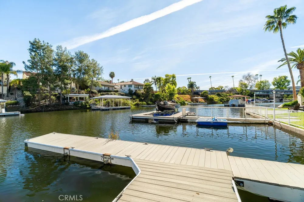 22373 Boating Canyon Lake, CA 92587