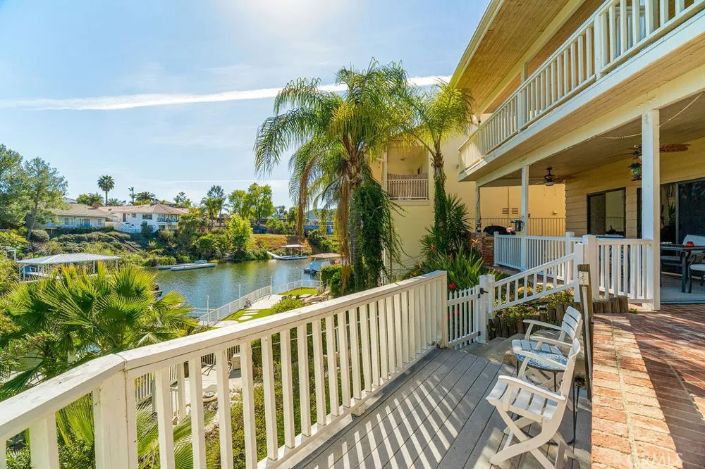 22373 Boating Canyon Lake, CA 92587