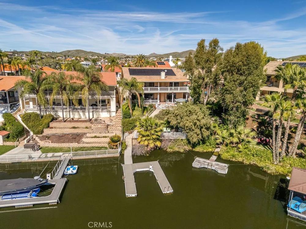22373 Boating Canyon Lake, CA 92587