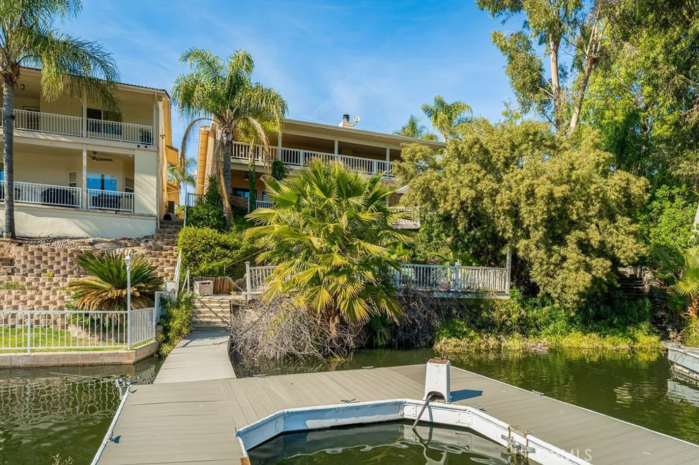 22373 Boating Canyon Lake, CA 92587