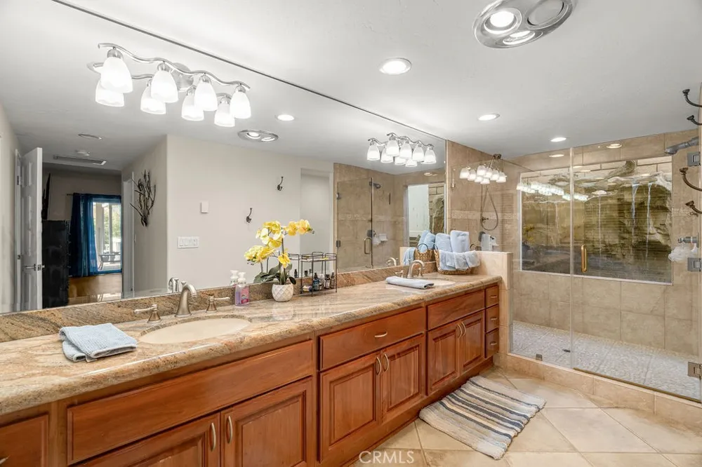 22373 Boating Canyon Lake, CA 92587