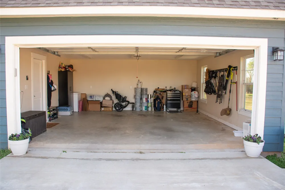 1503 County Road 3385 Saltillo, TX 75478