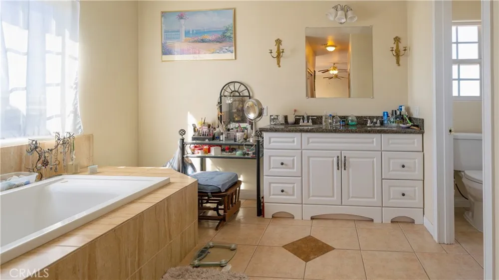 20325 87th California City, CA 93505