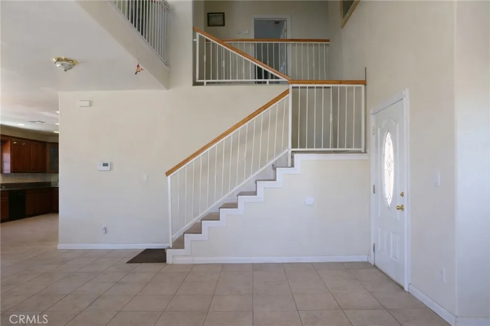 20325 87th California City, CA 93505