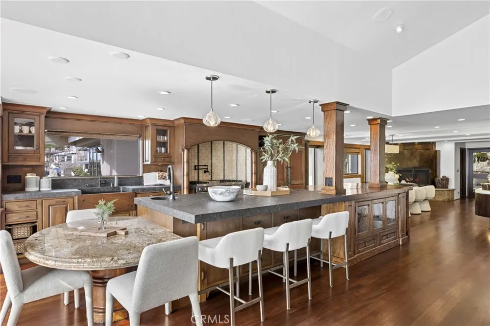 3150 Breakers Corona del Mar, CA 92625