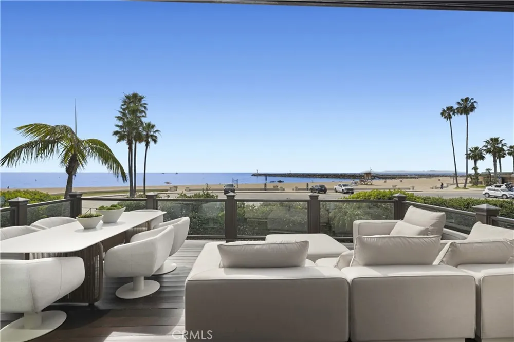3150 Breakers Corona del Mar, CA 92625