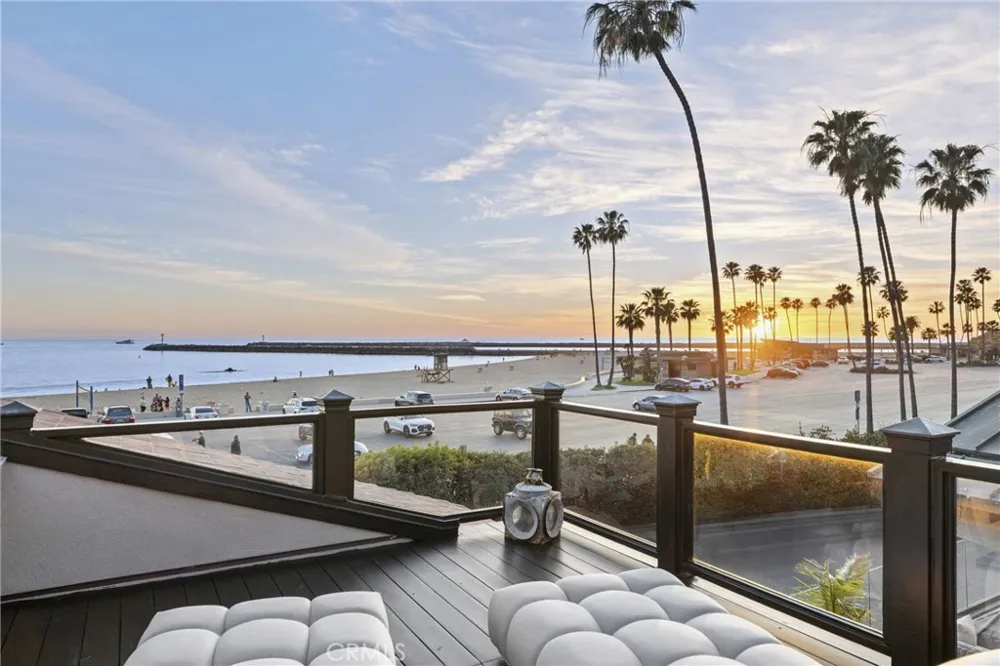 3150 Breakers Corona del Mar, CA 92625