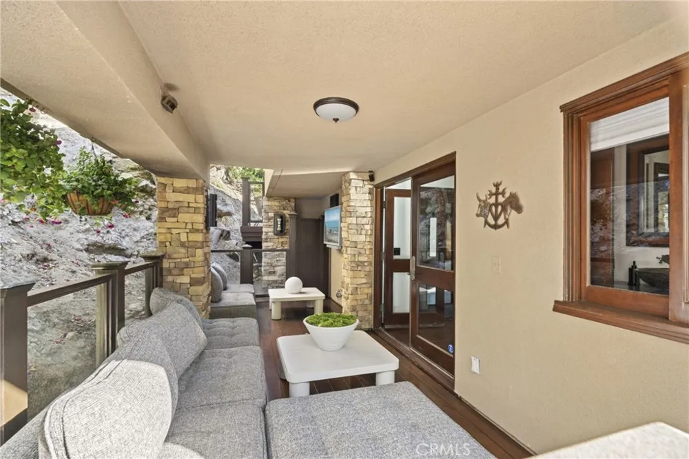 3150 Breakers Corona del Mar, CA 92625