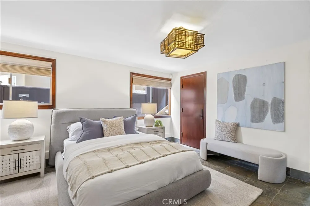 3150 Breakers Corona del Mar, CA 92625