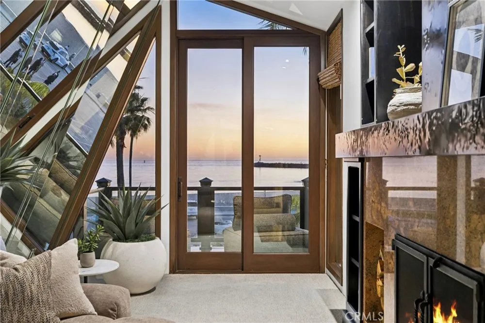 3150 Breakers Corona del Mar, CA 92625
