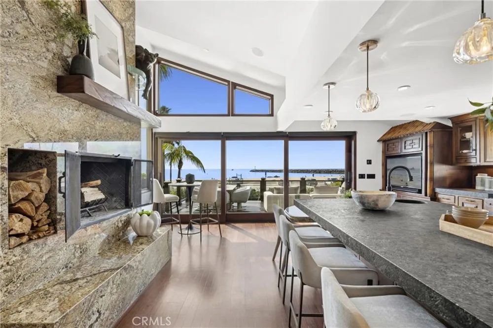 3150 Breakers Corona del Mar, CA 92625