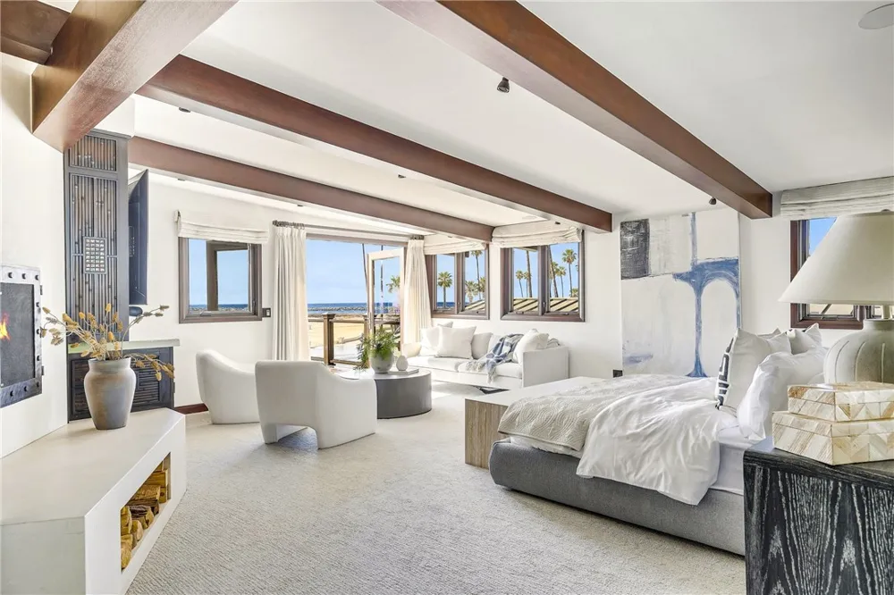 3150 Breakers Corona del Mar, CA 92625