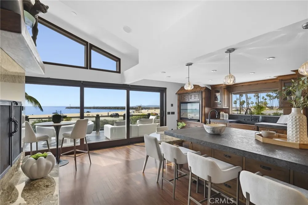 3150 Breakers Corona del Mar, CA 92625