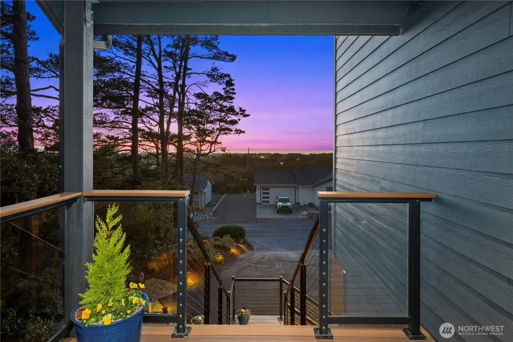 31302 J PLACE Ocean Park, WA 98640