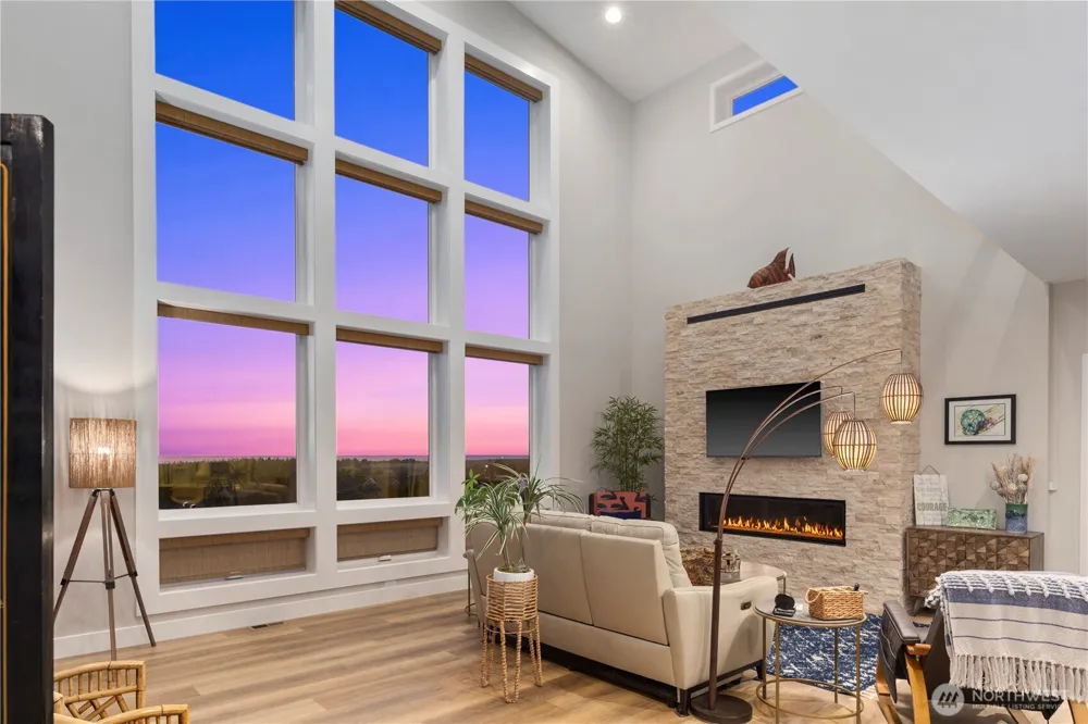 31302 J PLACE Ocean Park, WA 98640