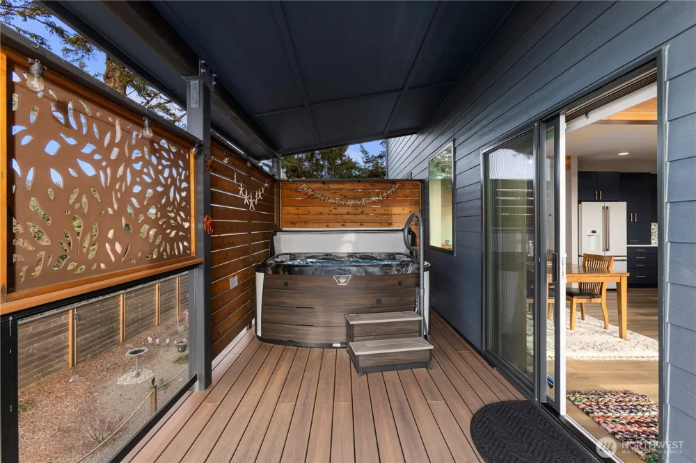 31302 J PLACE Ocean Park, WA 98640