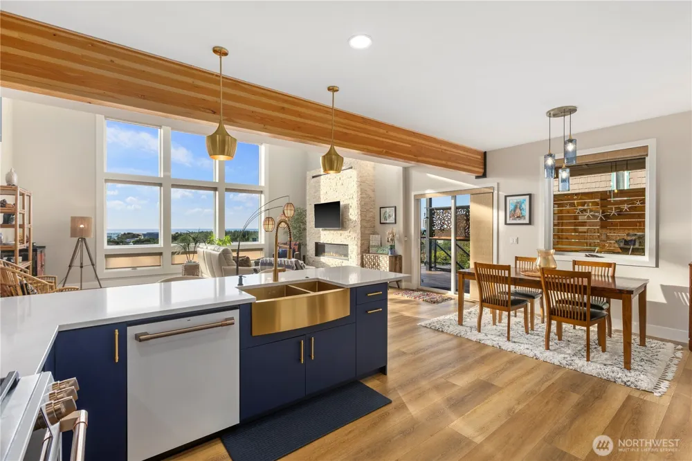 31302 J PLACE Ocean Park, WA 98640