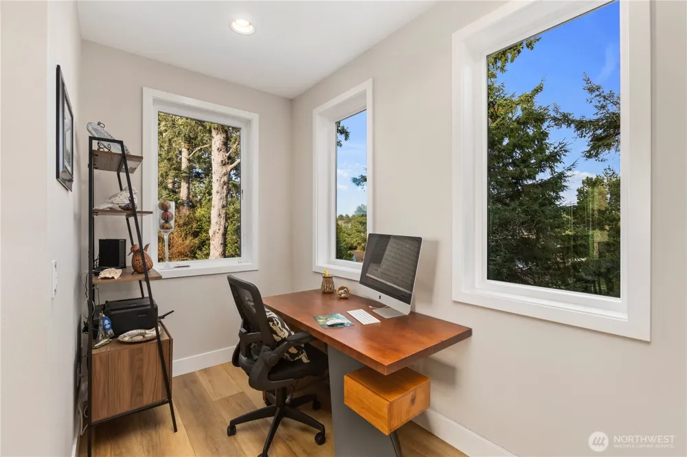 31302 J PLACE Ocean Park, WA 98640