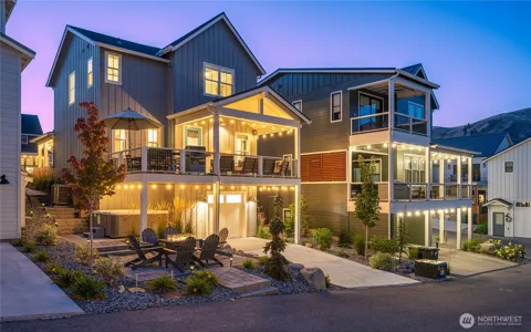205 Bluebell Lane