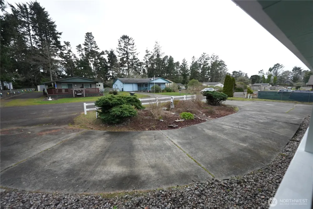 1529 229th Place Ocean Park, WA 98640