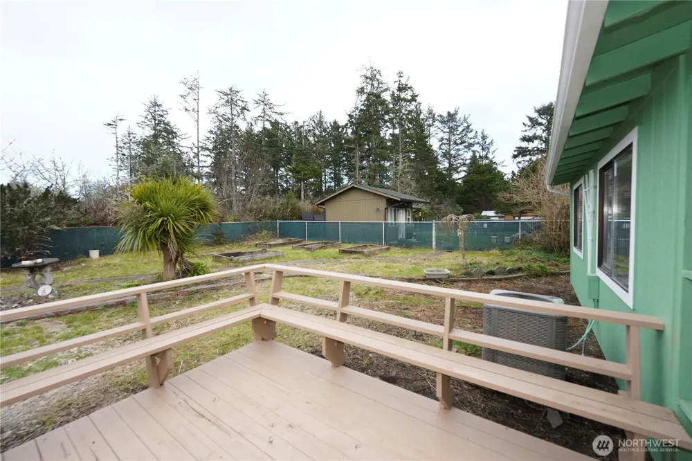1529 229th Place Ocean Park, WA 98640