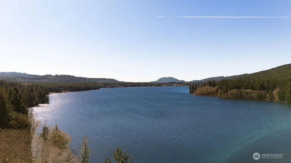 1185 E Lake Pleasant Road Beaver, WA 98305