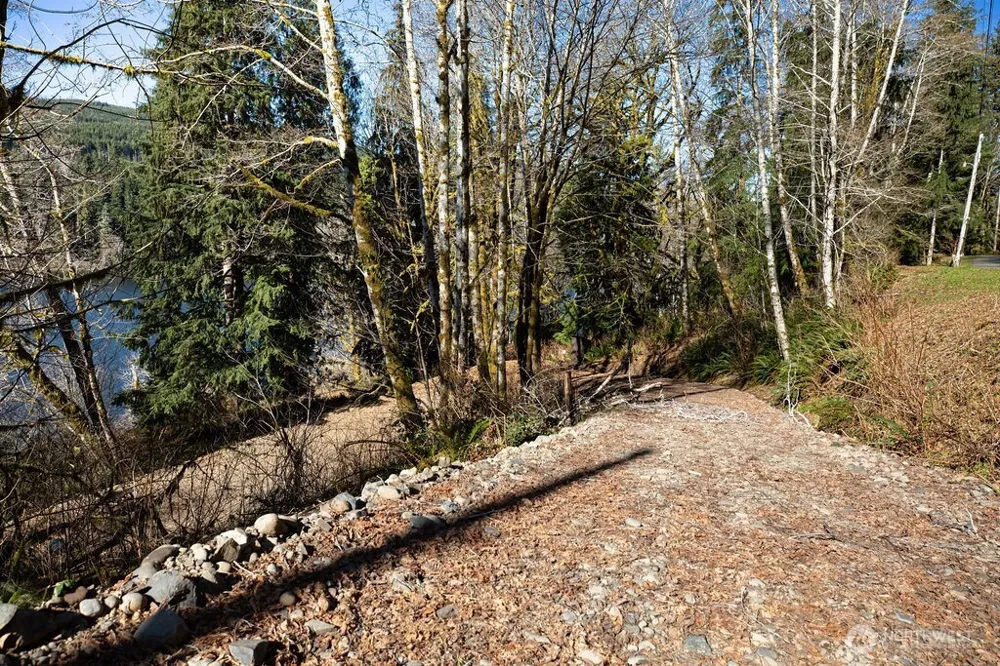 1185 E Lake Pleasant Road Beaver, WA 98305