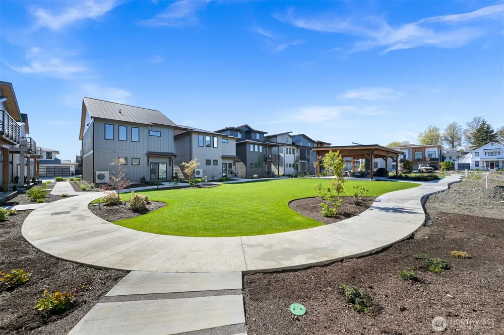 120 Skipping Stone Loop Lynden, WA 98264