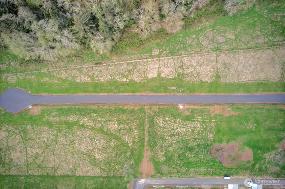 13 Ma'uka Nani Drive Cathlamet, WA 98612